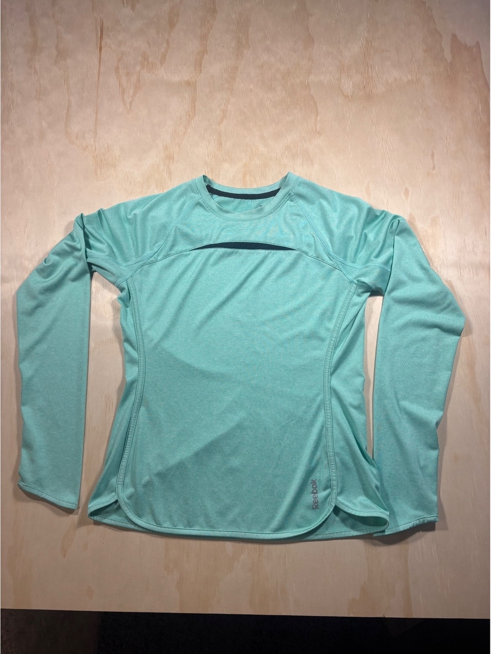 Reebok Play Dry Long Sleeve Mint Green Shirt Size Small. Biking, Hiking, Active